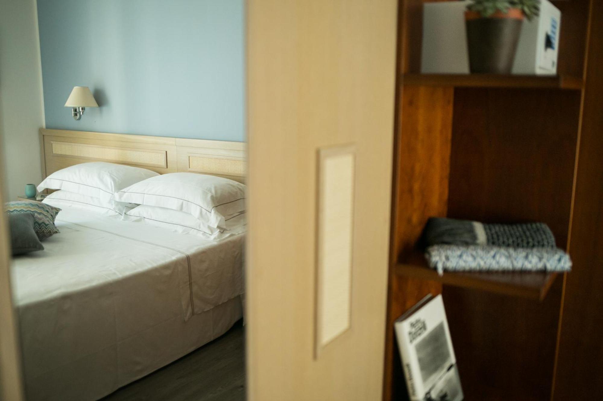 Hotel Arc En Ciel 디아노마리나 외부 사진