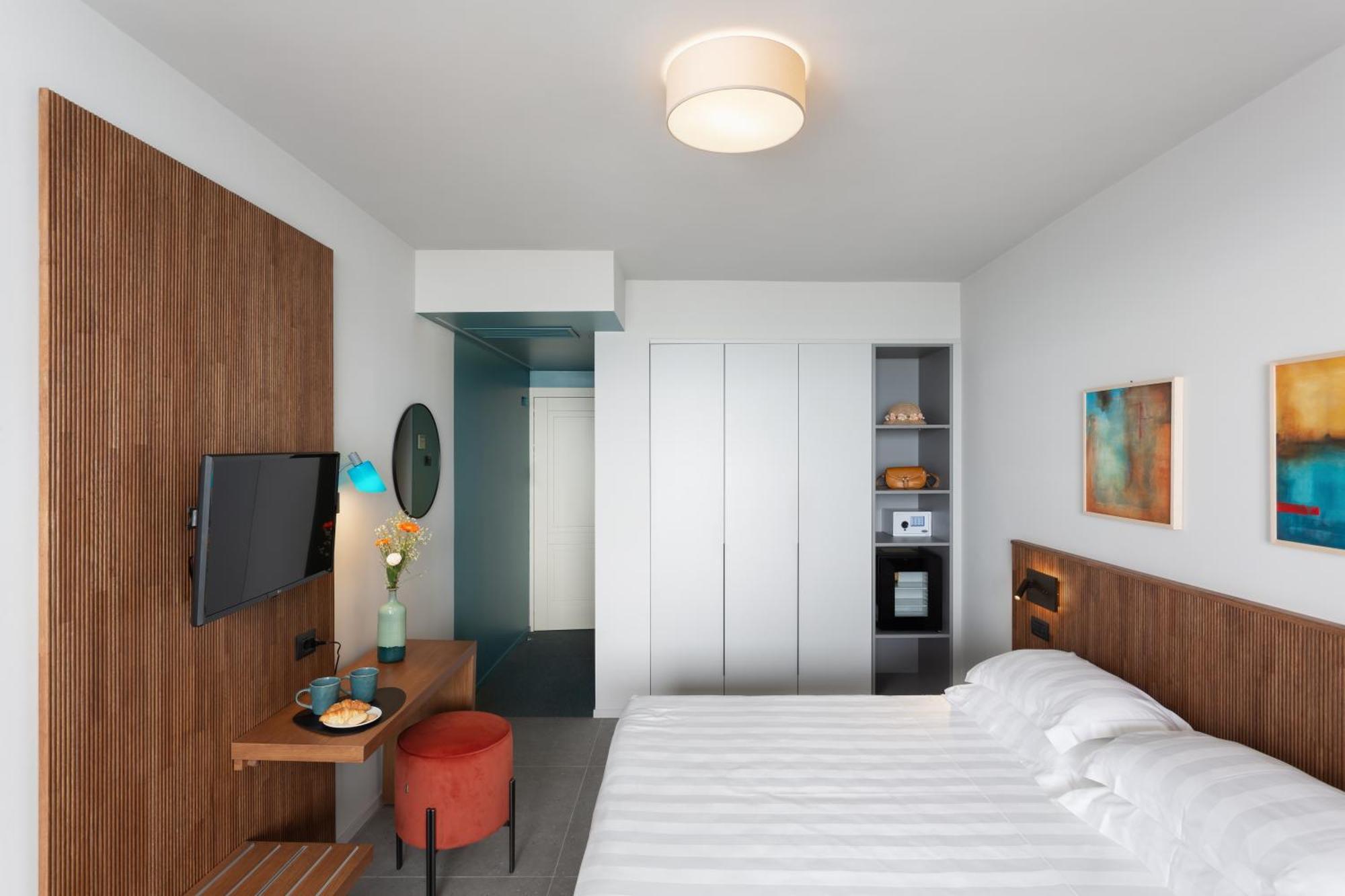 Hotel Arc En Ciel 디아노마리나 외부 사진